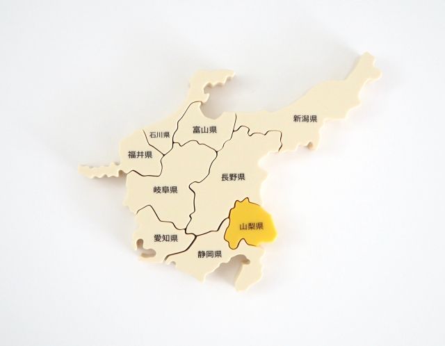 日本地図の中の山梨県